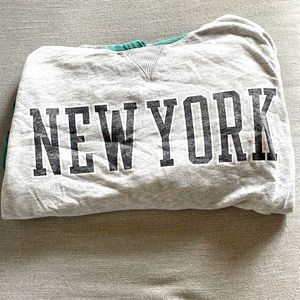 NEW YORK HOODIE (slightly used)
